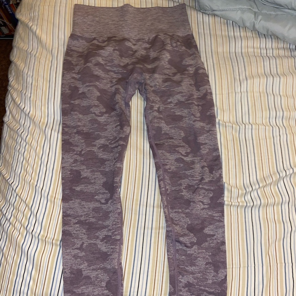 Gymshark camo leggings!